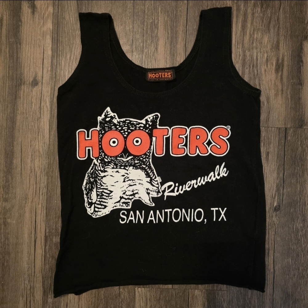 Vintage Size S Hooters Riverwalk San Antonio Tank Top Size